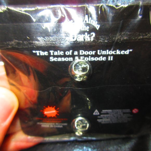 NEW Nick box 2018 exclusive Are you afraid of the Dark Tale Of Unlocked Door Pin - Picture 3 of 5